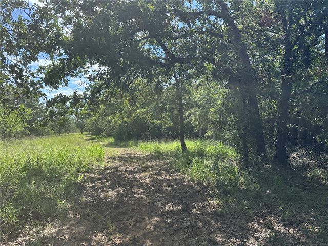 570 Big Salty Lane, Springtown, TX 76082