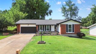 4494 Papal Drive, Florissant, MO 63033