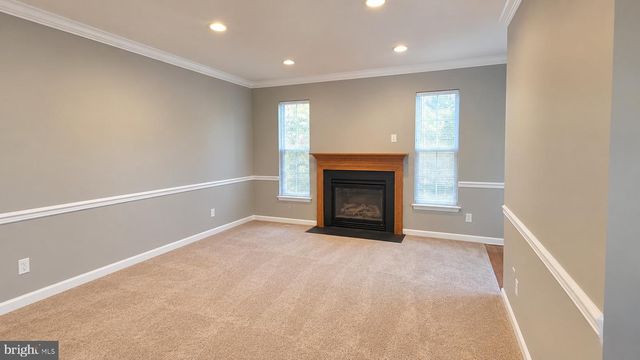 103 CASTLETON RD, Delran, NJ 08075
