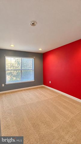 103 CASTLETON RD, Delran, NJ 08075