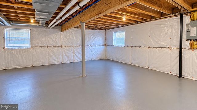 103 CASTLETON RD, Delran, NJ 08075