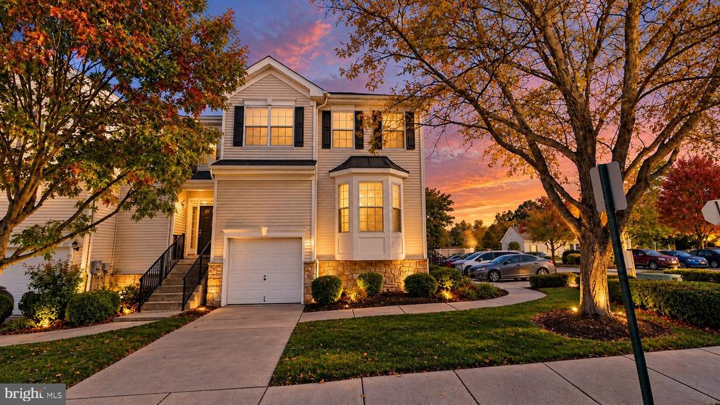 103 CASTLETON RD, Delran, NJ 08075