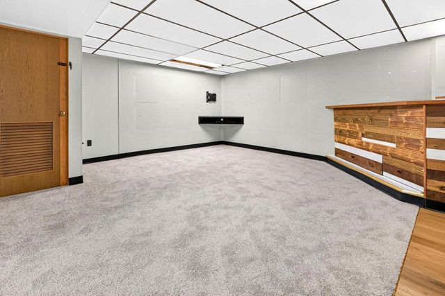 317 S WESTERN AVENUE, Neenah, WI 54956