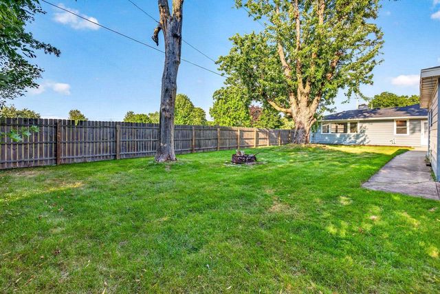 317 S WESTERN AVENUE, Neenah, WI 54956