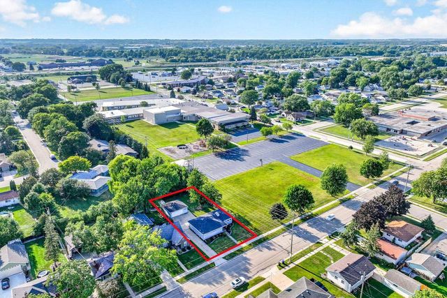 317 S WESTERN AVENUE, Neenah, WI 54956