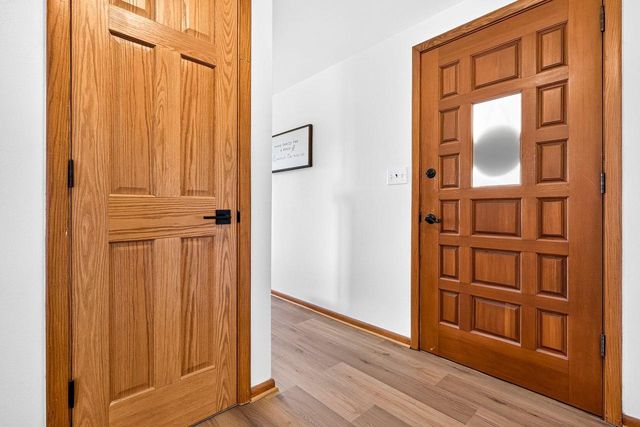 317 S WESTERN AVENUE, Neenah, WI 54956
