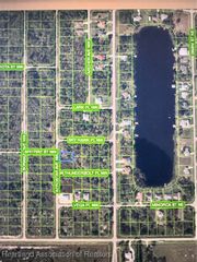 652 Aerostar Avenue NW, Lake Placid, FL 33852