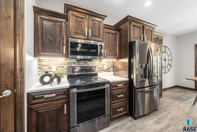 6200 S El Dorado Ave Avenue, Sioux Falls, SD 57108