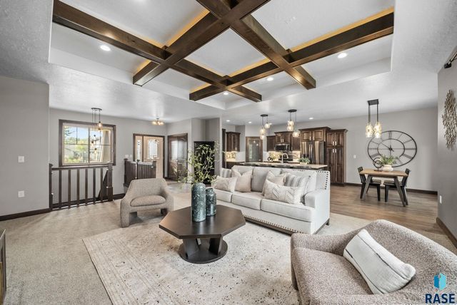 6200 S El Dorado Ave Avenue, Sioux Falls, SD 57108