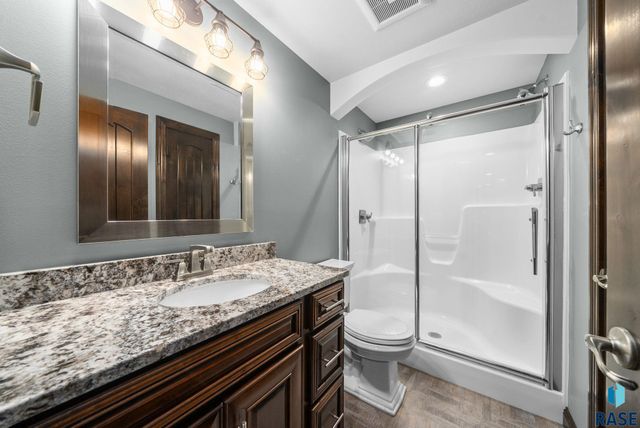 6200 S El Dorado Ave Avenue, Sioux Falls, SD 57108