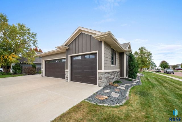 6200 S El Dorado Ave Avenue, Sioux Falls, SD 57108