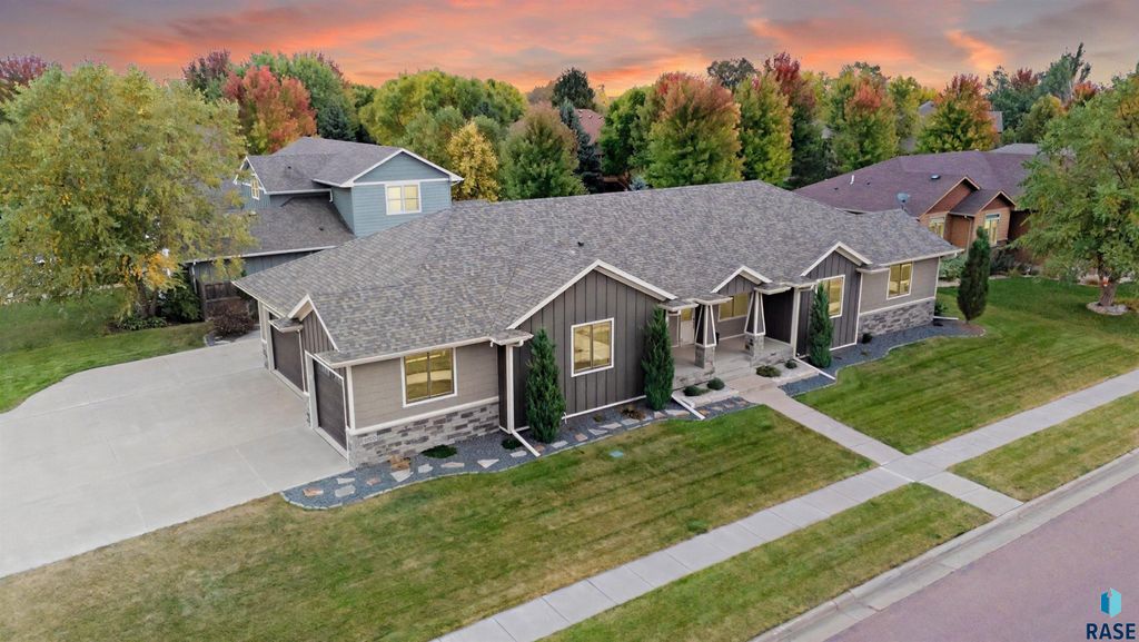 6200 S El Dorado Ave Avenue, Sioux Falls, SD 57108