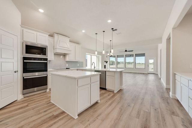 1065 Monaco Court, Springtown, TX 76082