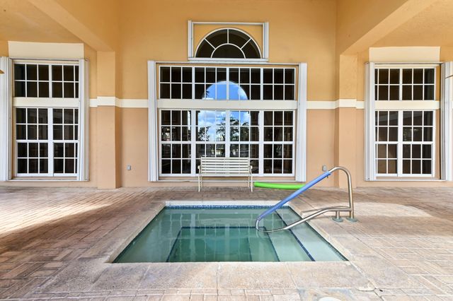 200 Scotia Drive 202, Hypoluxo, FL 33462