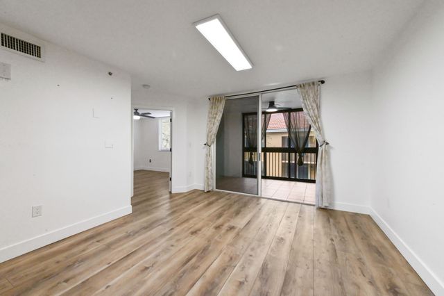 200 Scotia Drive 202, Hypoluxo, FL 33462