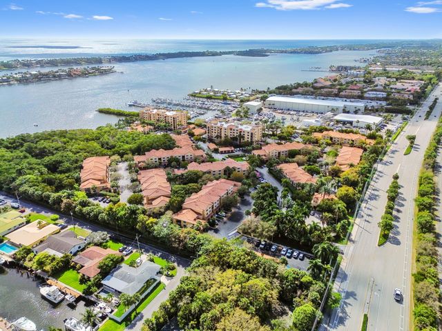 200 Scotia Drive 202, Hypoluxo, FL 33462