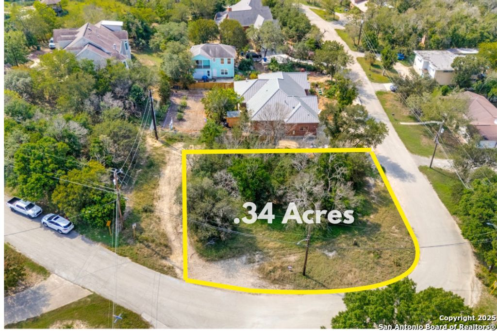6692 kings crown, San Antonio, TX 78233