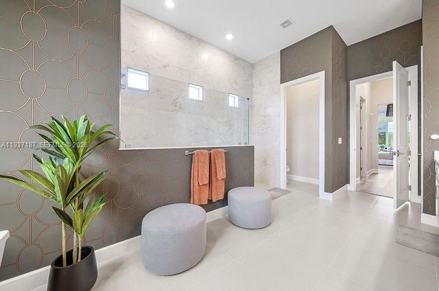 20017 SE Bridgewater Drive, Jupiter, FL 33458