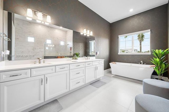 20017 SE Bridgewater Drive, Jupiter, FL 33458