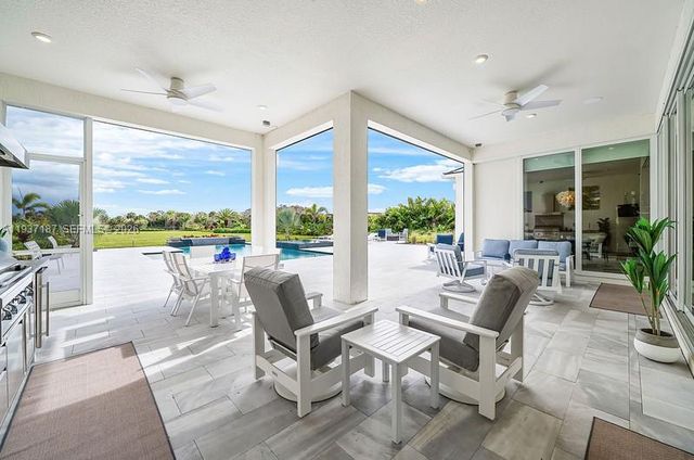 20017 SE Bridgewater Drive, Jupiter, FL 33458