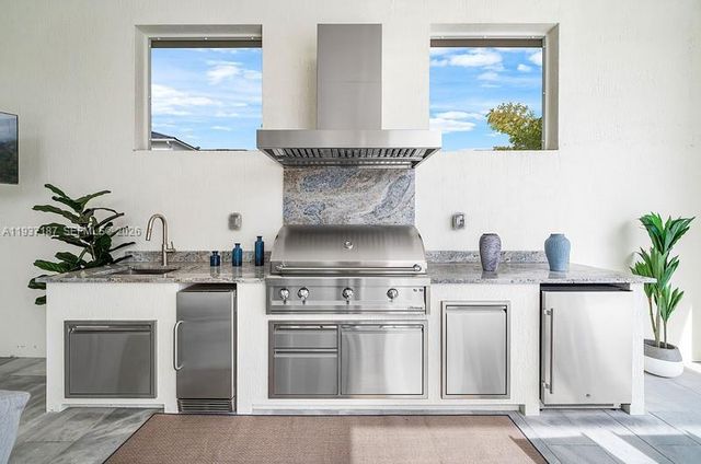 20017 SE Bridgewater Drive, Jupiter, FL 33458