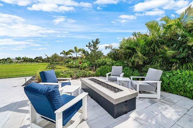 20017 SE Bridgewater Drive, Jupiter, FL 33458