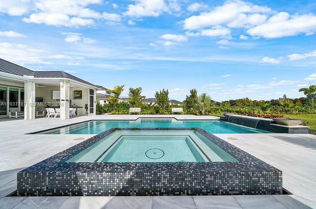 20017 SE Bridgewater Drive, Jupiter, FL 33458