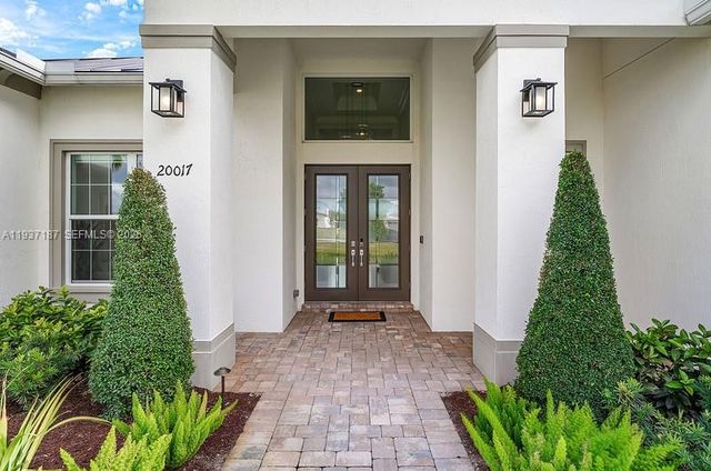 20017 SE Bridgewater Drive, Jupiter, FL 33458