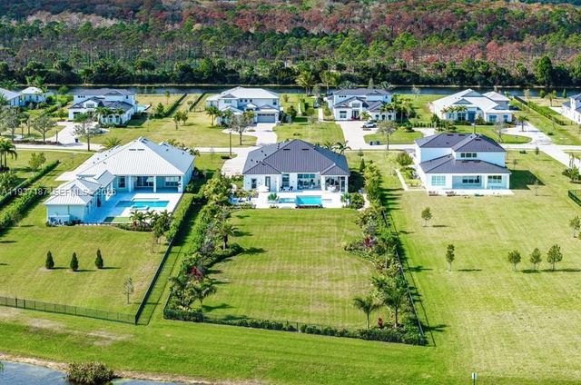 20017 SE Bridgewater Drive, Jupiter, FL 33458