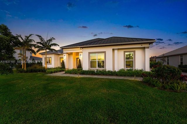 20017 SE Bridgewater Drive, Jupiter, FL 33458
