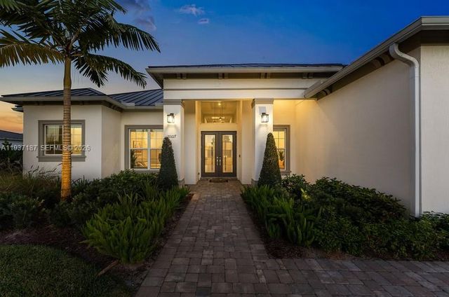 20017 SE Bridgewater Drive, Jupiter, FL 33458