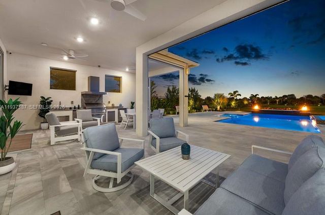 20017 SE Bridgewater Drive, Jupiter, FL 33458