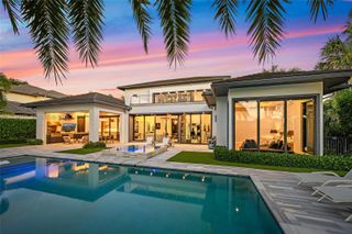 162 Commodore Dr, Jupiter, FL 33477