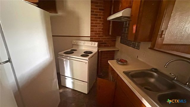 1106 S 7th Street, Copperas Cove, TX 76522