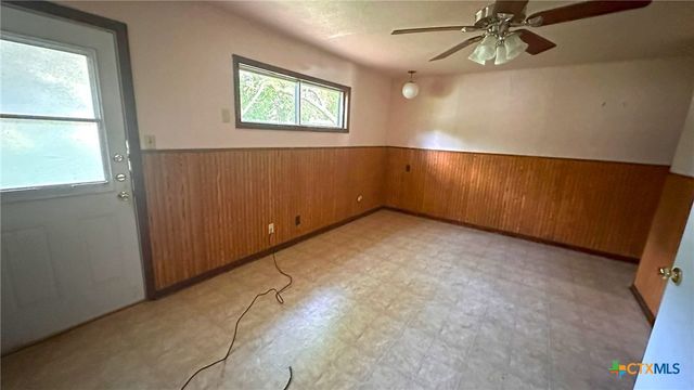 1106 S 7th Street, Copperas Cove, TX 76522