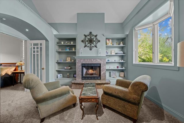 1515 Rosewood Avenue, Deerfield, IL 60015