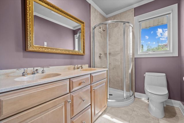 1515 Rosewood Avenue, Deerfield, IL 60015