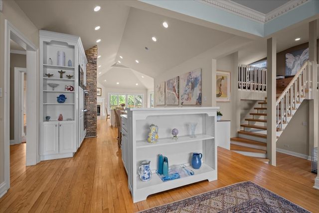 1515 Rosewood Avenue, Deerfield, IL 60015