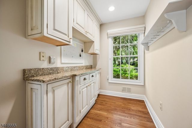 45 ACORN ROAD, Watchung Boro, NJ 07069