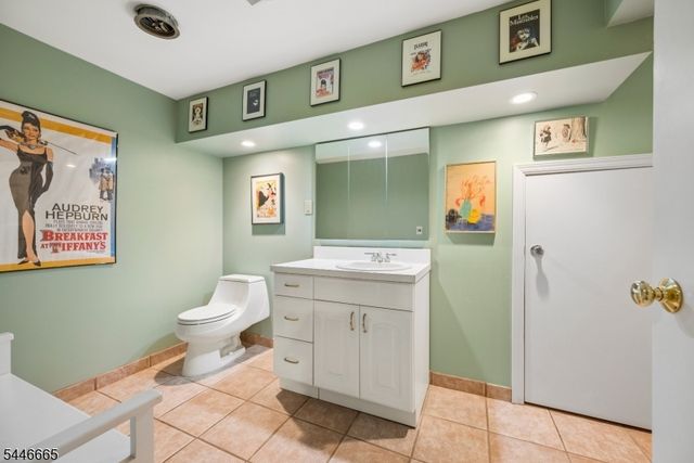 45 ACORN ROAD, Watchung Boro, NJ 07069