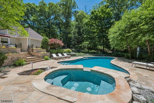 45 ACORN ROAD, Watchung Boro, NJ 07069