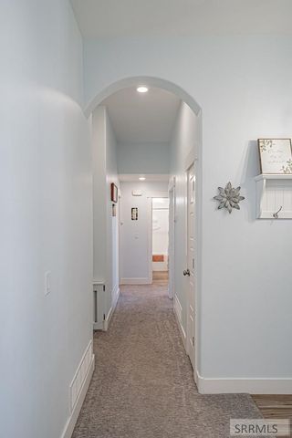 6820 S Broyhill Ave, Idaho Falls, ID 83402