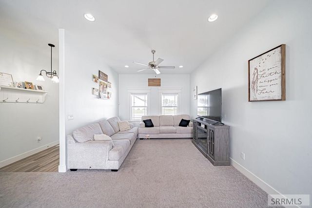 6820 S Broyhill Ave, Idaho Falls, ID 83402