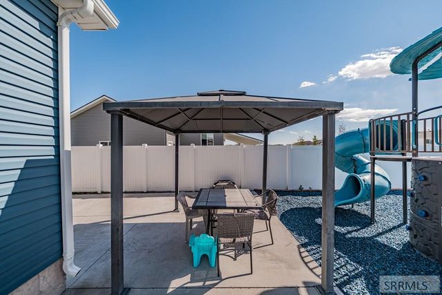 6820 S Broyhill Ave, Idaho Falls, ID 83402