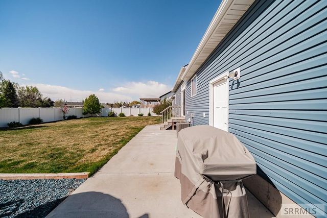 6820 S Broyhill Ave, Idaho Falls, ID 83402