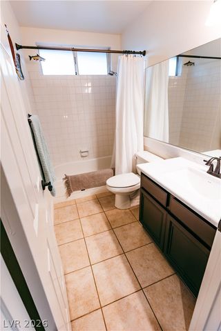 8908 Silvagni Drive, Las Vegas, NV 89117