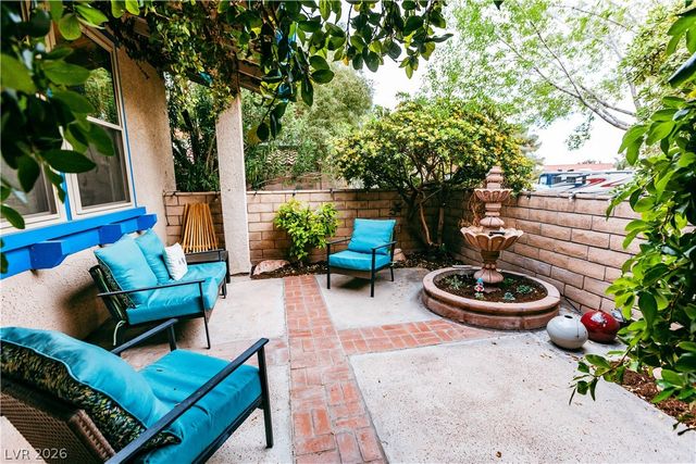8908 Silvagni Drive, Las Vegas, NV 89117