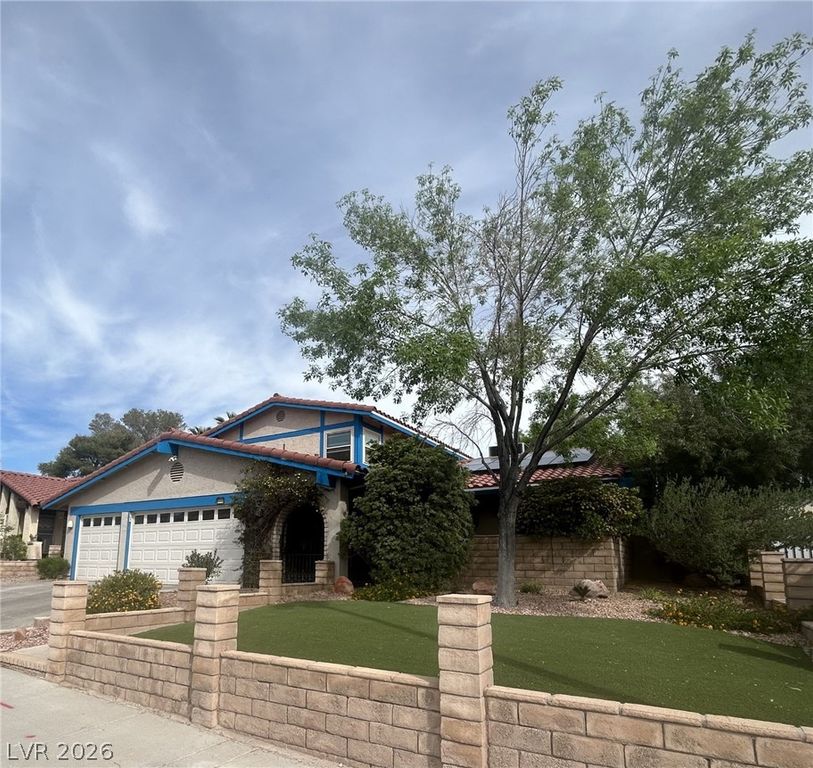 8908 Silvagni Drive, Las Vegas, NV 89117