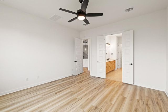 121 Bishop Wood Road, Dripping Springs, TX 78620