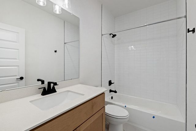 121 Bishop Wood Road, Dripping Springs, TX 78620